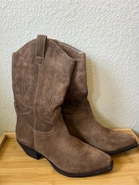 Matisse Gaucho Western Ankle Boots - Brown